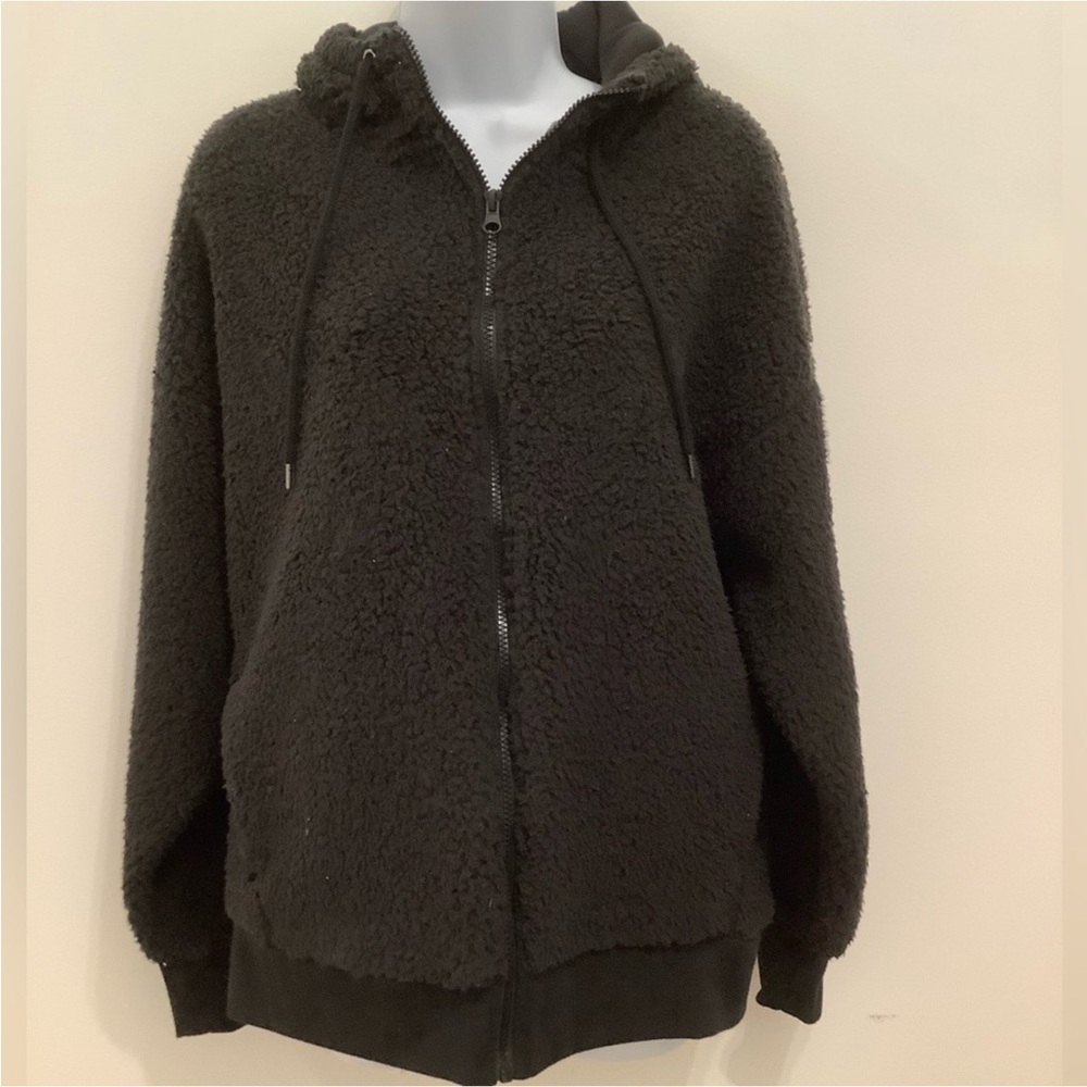 NWT Champion black Sherpa jacket❤️❤️❤️❤️ - Picture 2 of 8